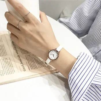 Женские модные белые маленькие часы 2023 Ulzzang Брендовые женские кварцевые наручные часы Simple Retr Montre Femme с кожаным ремешком