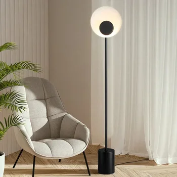 Торшер в скандинавском минимализме, диван в гостиной, угловой дизайн, ощущение атмосферы, свет, Роскошная настольная лампа для спальни.
